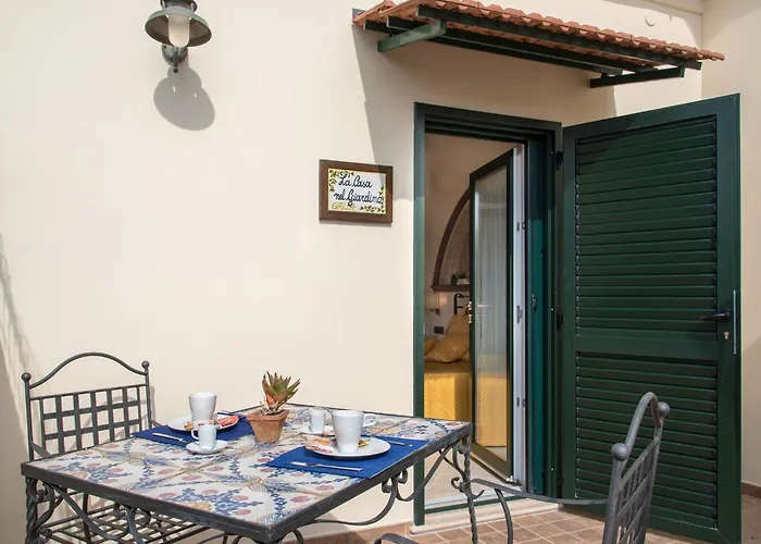 La Casa Nel GiardinoBed and Breakfast